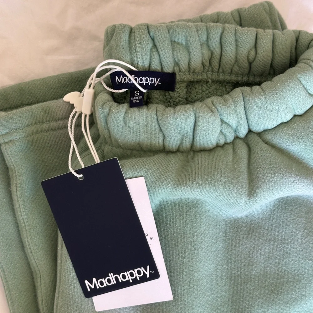 Madhappy Wide Leg Straight Sweatpants - Picture 6 of 7